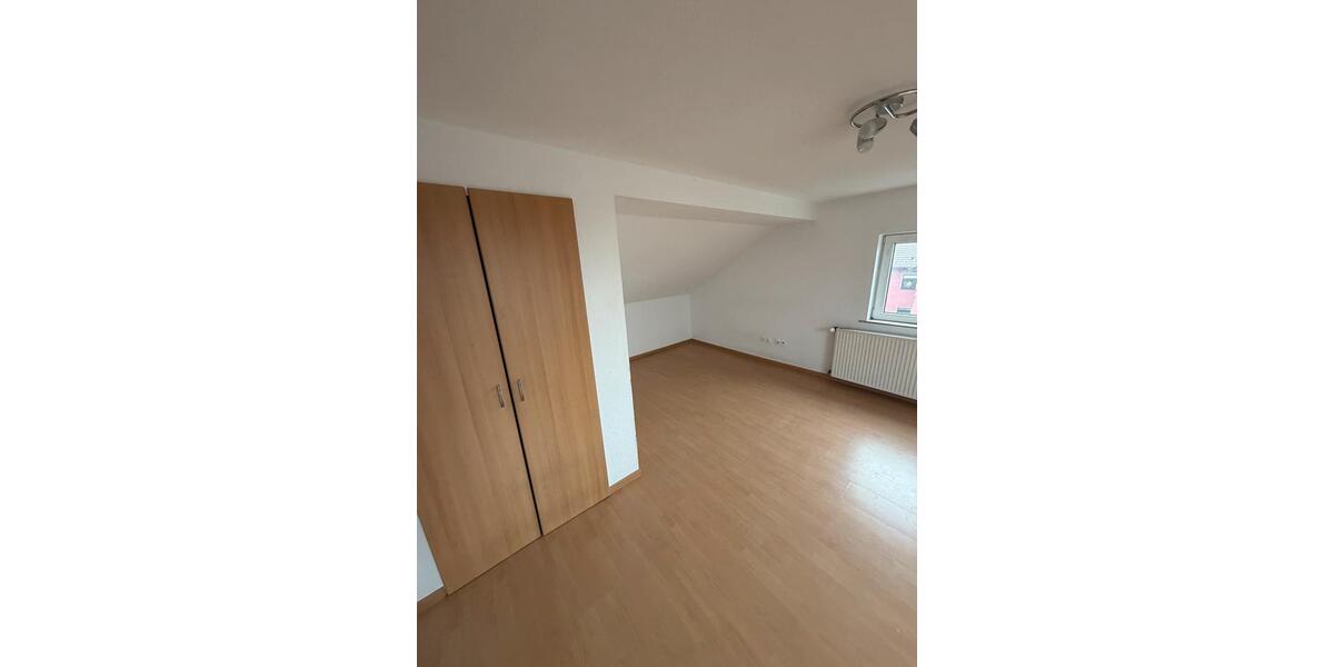Dachgeschoss Wohnung 2 zimmer