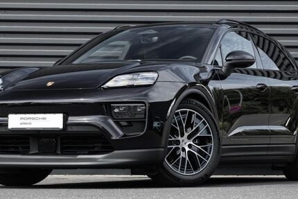 Porsche Macan 15.900 km 91.890 &euro; Estenfeld 97230