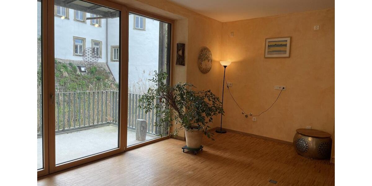 Gewerbeobjekt Würzburg Heuchelhof - 300&euro; | Angebot:25408982