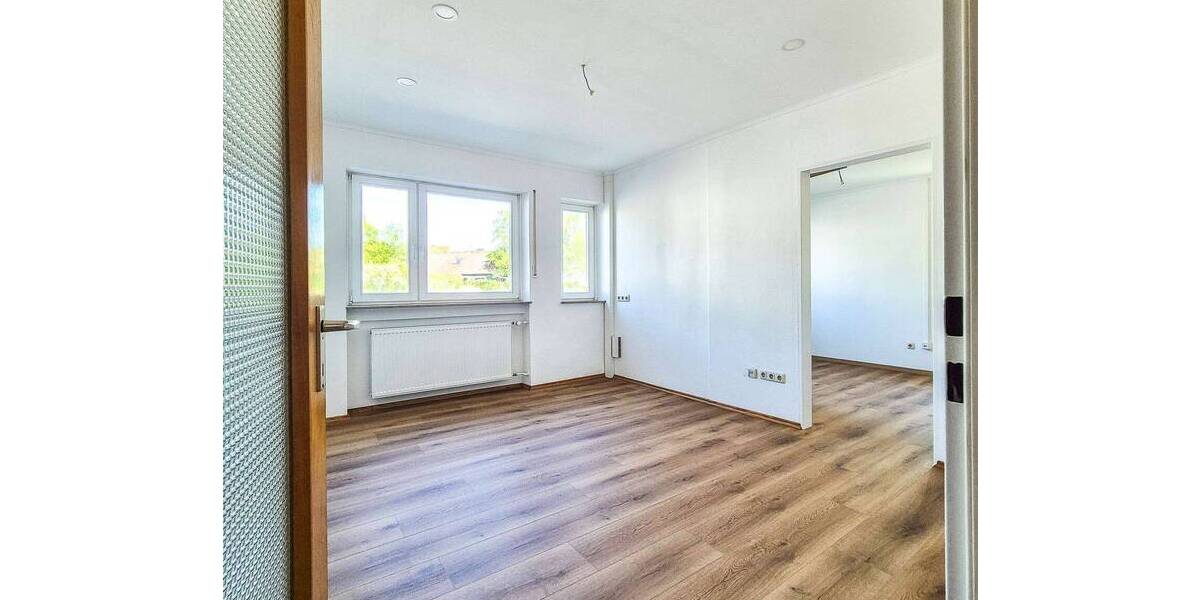 Etagenwohnung Gerbrunn - 4 Zimmer, 104 m&sup2;, 1.190&euro; | Angebot:26453470