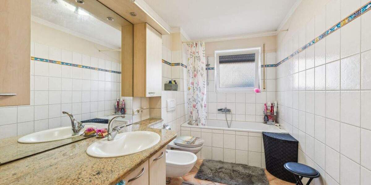 Etagenwohnung Esselbach Kredenbach - 2 Zimmer, 56 m&sup2;, 150.000&euro; | Angebot:25675058