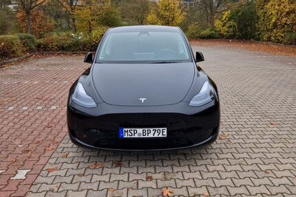 Tesla Model Y 57.500 km 31.850 € Triefenstein 97855