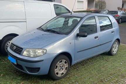 Fiat Punto 140.000 km 530 &euro; Würzburg 97072