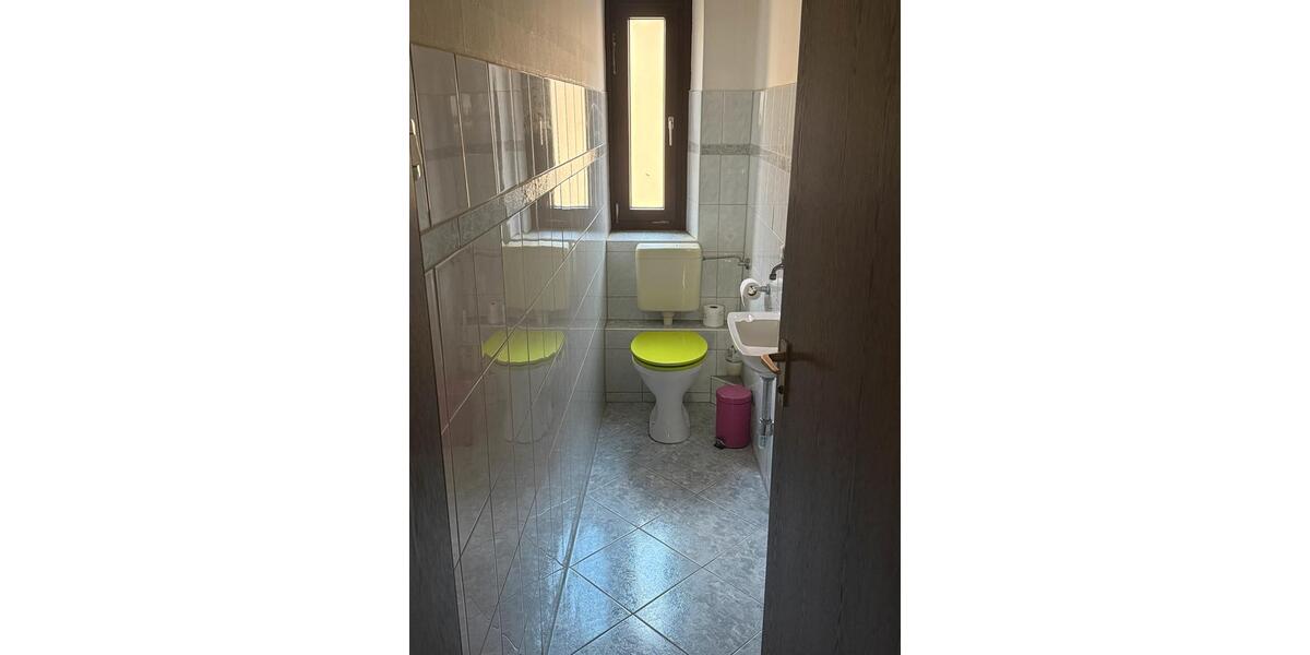 Etagenwohnung Würzburg Sanderau - 3 Zimmer, 74 m&sup2;, 800&euro; | Angebot:26236117