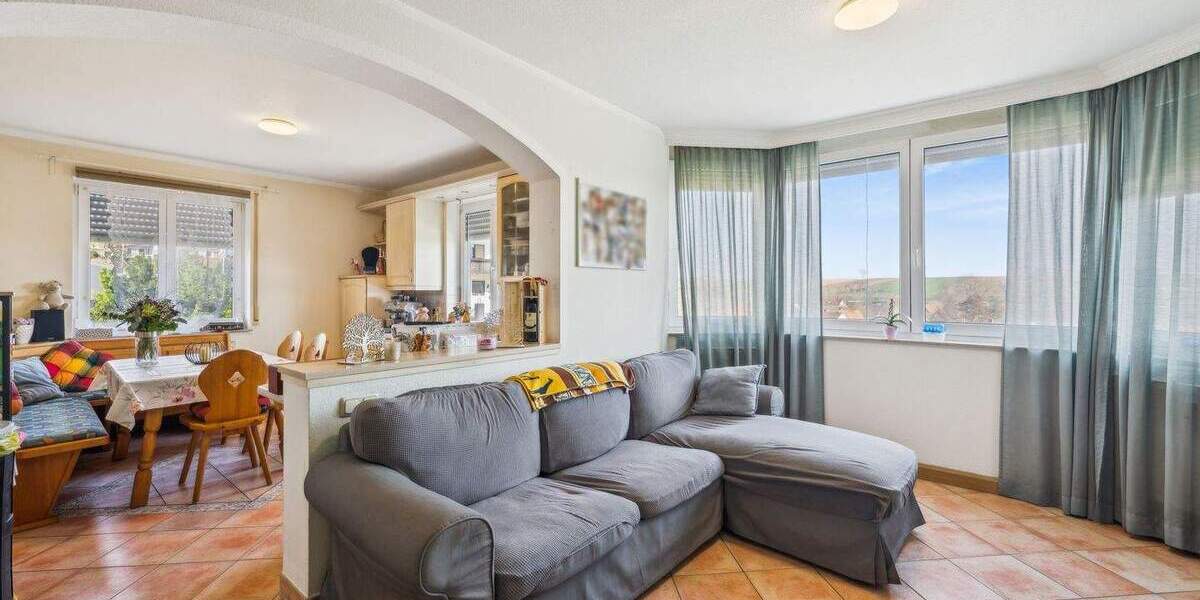 Etagenwohnung Esselbach Kredenbach - 2 Zimmer, 56 m&sup2;, 150.000&euro; | Angebot:25675058