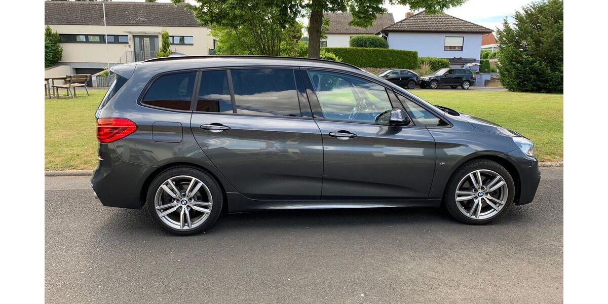 BMW 220 Gran Tourer 209.000 km 12.900 &euro; Himmelstadt 97267