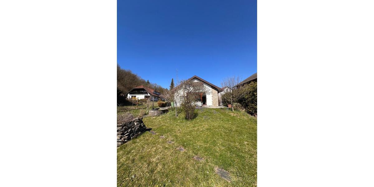 Einfamilienhaus Grünsfeld - 7 Zimmer, 195 m&sup2;, 385.000&euro; | Angebot:26567945