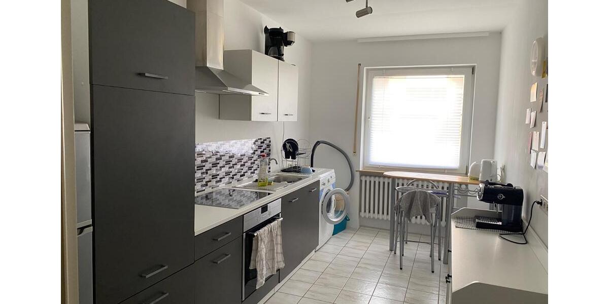 Erdgeschoßwohnung Gerbrunn - 2 Zimmer, 180 m&sup2;, 320&euro; | Angebot:25893696
