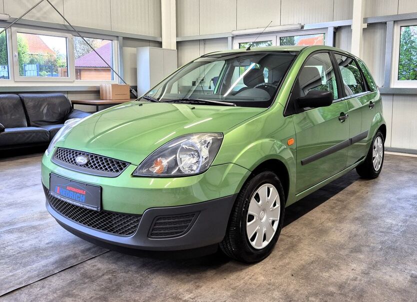 Ford Fiesta 212.000 km 2.490 € Waigolshausen, bei Schweinfurt 97534
