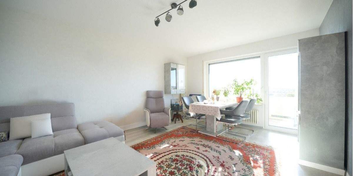 +reserviert+ Seniorengerechter Zugang, 2-Zimmer-Wohnung mit Aufzug, Südbalkon und 1 TG-Stellplatz 2 zimmer