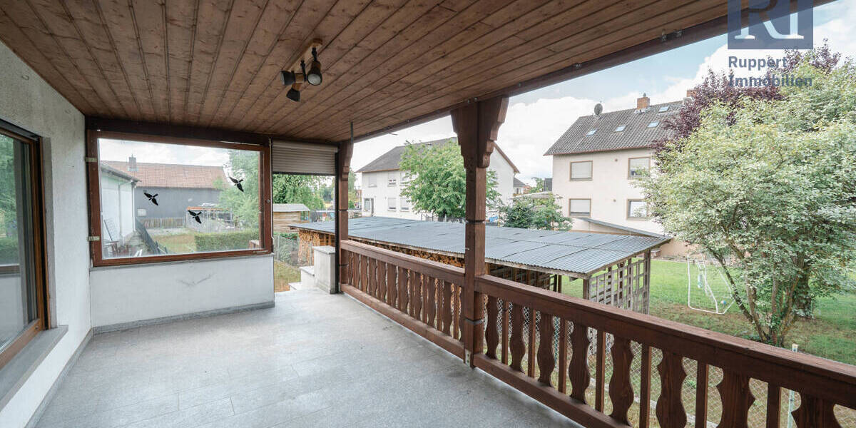 Mehrfamilienhaus, Wohnhaus Schwarzach am Main Stadtschwarzach - 7 Zimmer, 191 m&sup2;, 389.000&euro; | Angebot:21889230