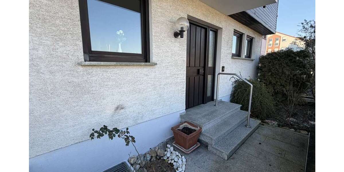 Einfamilienhaus Würzburg Heuchelhof - 7 Zimmer, 200 m&sup2;, 549.000&euro; | Angebot:26169497