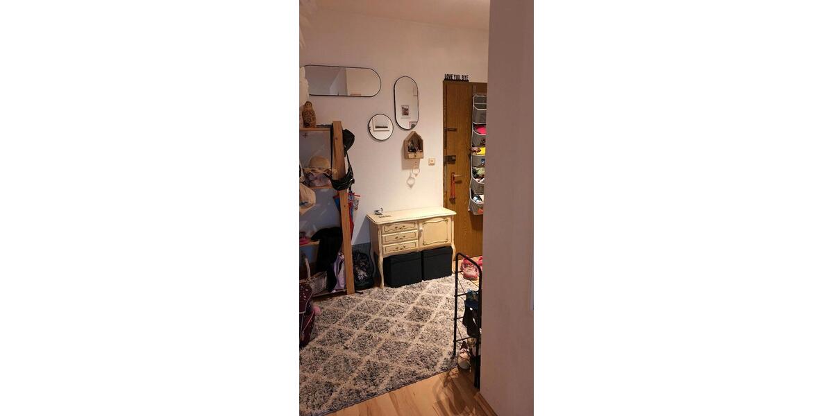 Etagenwohnung Zell am Main - 3 Zimmer, 89 m&sup2;, 1.070&euro; | Angebot:26447504