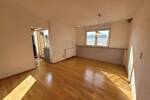 Etagenwohnung Kirchheim - 4 Zimmer, 130 m&sup2;, 980&euro; | Angebot:26920026