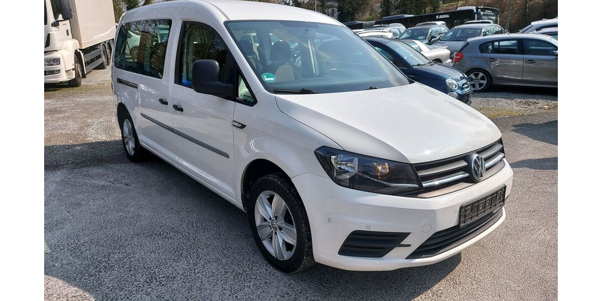 VW Caddy 221.000 km 10.999 &euro; Würzburg 97082