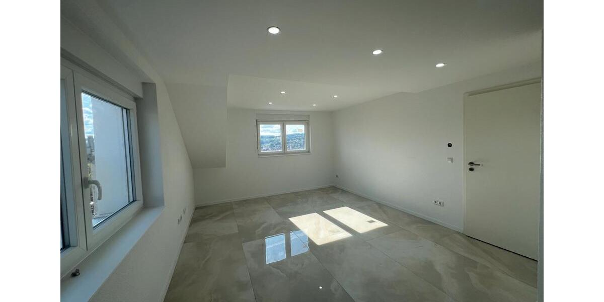 Dachgeschoßwohnung Tauberbischofsheim - 3 Zimmer, 60 m&sup2;, 780&euro; | Angebot:25394840