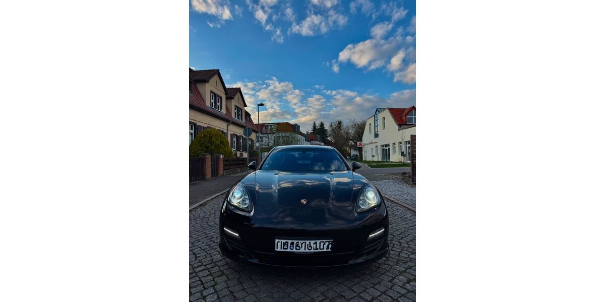 Porsche Panamera 235.000 km 18.900 &euro; Würzburg 97080