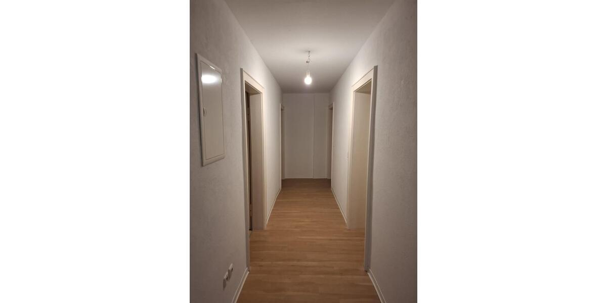 Erdgeschoßwohnung Würzburg Dürrbachau - 4 Zimmer, 106 m&sup2;, 1.500&euro; | Angebot:26533142