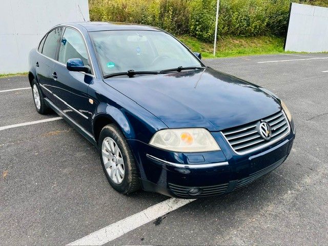 VW Passat 330.000 km 690 € Würzburg 97076