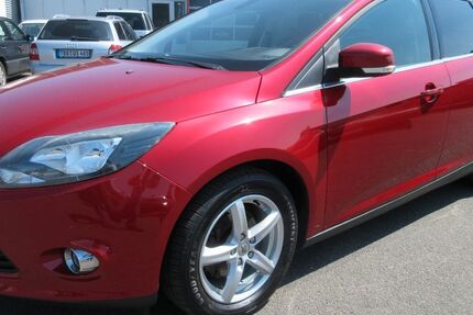 Ford Focus 164.800 km 4.999 &euro; Tauberbischofsheim 97941