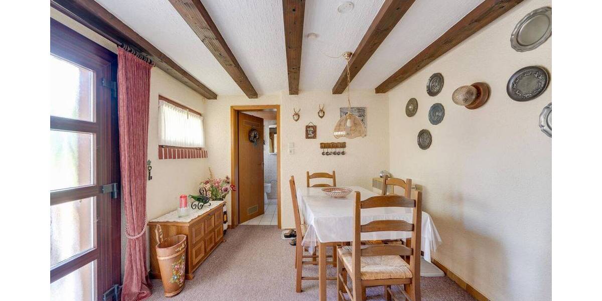 Mehrfamilienhaus, Wohnhaus Kitzingen - 6 Zimmer, 114 m&sup2;, 250.000&euro; | Angebot:26869192