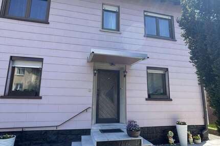 Haus Reichenberg - 9 Zimmer, 250 m&sup2;, 495.000&euro; | Angebot:23656580