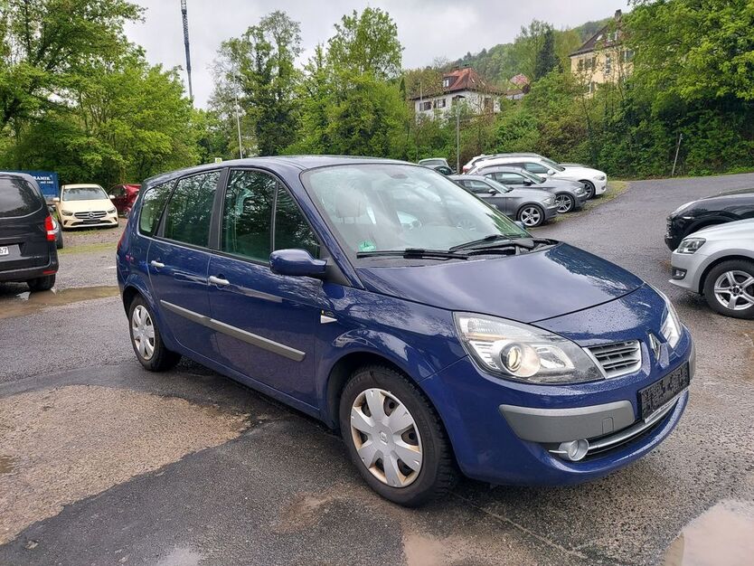 Renault Scenic 208.600 km 2.550 € Würzburg 97082