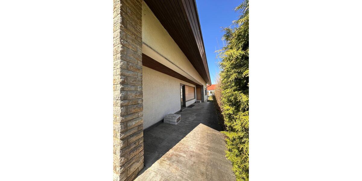 Einfamilienhaus Grünsfeld - 7 Zimmer, 195 m&sup2;, 385.000&euro; | Angebot:26567945