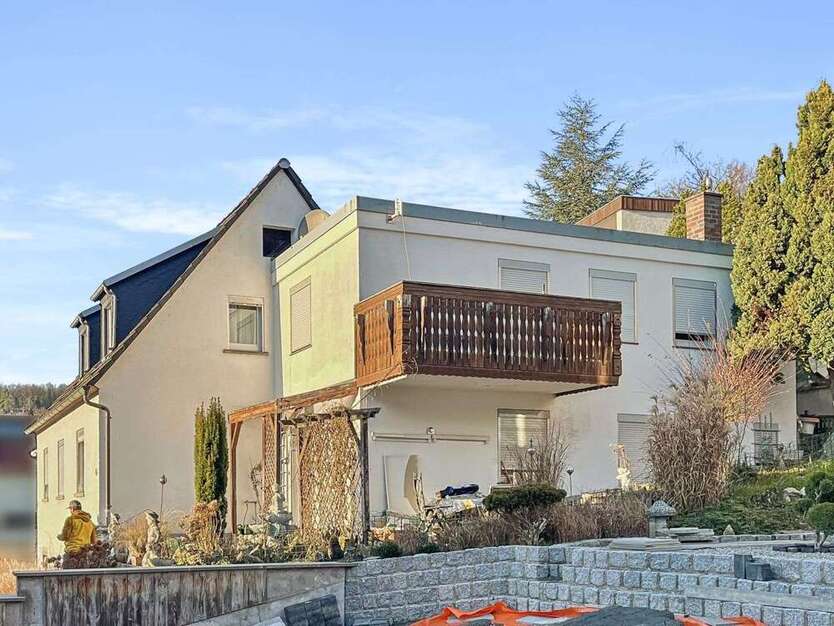 Haus zum Kaufen in Würzburg 370.000 € 149.78 m²