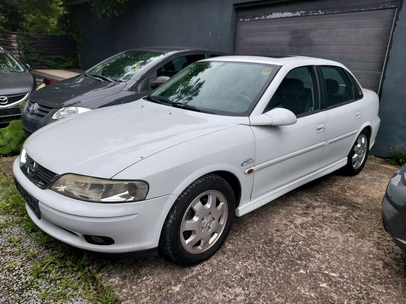 Opel Vectra 116.500 km 2.650 € Würzburg 97082