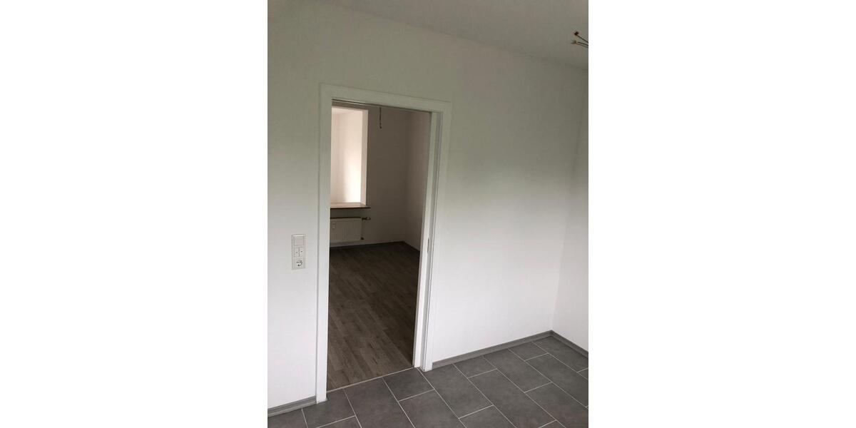 Etagenwohnung Veitshöchheim - 3.5 Zimmer, 90 m&sup2;, 1.400&euro; | Angebot:26478546