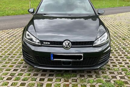 VW Golf 124.000 km 16.800 € Gemünden am Main 97737
