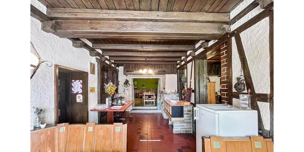 Einfamilienhaus Randersacker - 7 Zimmer, 240 m&sup2;, 740.000&euro; | Angebot:26677307