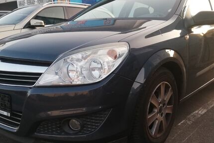 Opel Astra 90.000 km 1.900 &euro; Tauberbischofsheim 97941