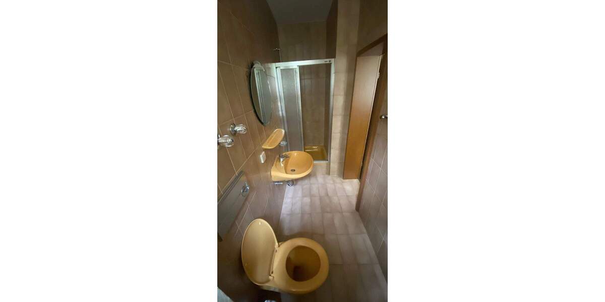 Mehrfamilienhaus, Wohnhaus Volkach - 9 Zimmer, 415.000&euro; | Angebot:23944929