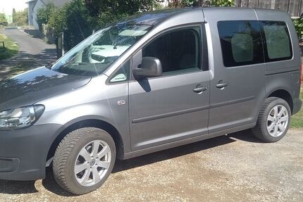 VW Caddy 237.000 km 8.900 &euro; Rüdenhausen 97355