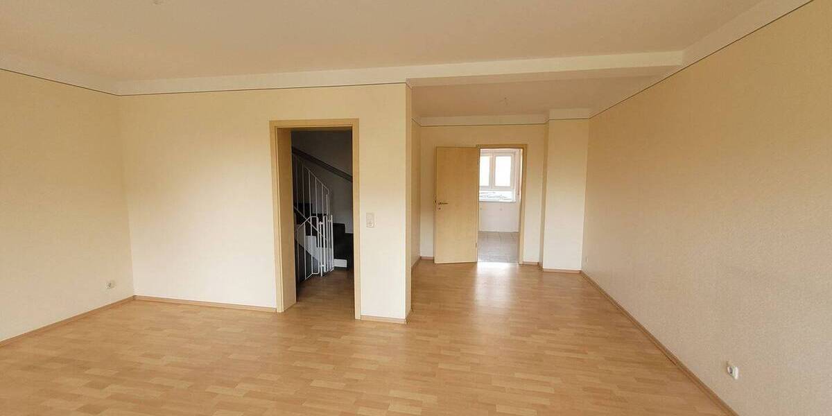 Reihenmittelhaus Giebelstadt - 4 Zimmer, 101 m&sup2;, 399.000&euro; | Angebot:26306286