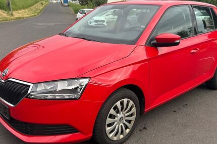 Skoda Fabia 97.000 km 8.990 &euro; Würzburg 97076
