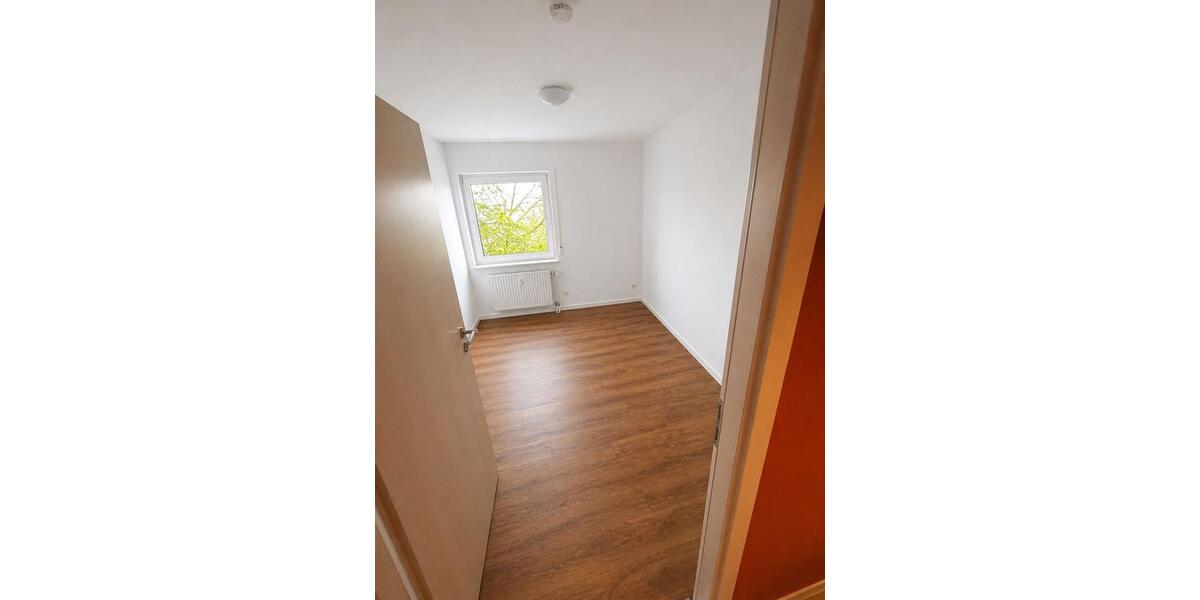 Etagenwohnung Veitshöchheim - 4 Zimmer, 100 m&sup2;, 1.400&euro; | Angebot:26614907