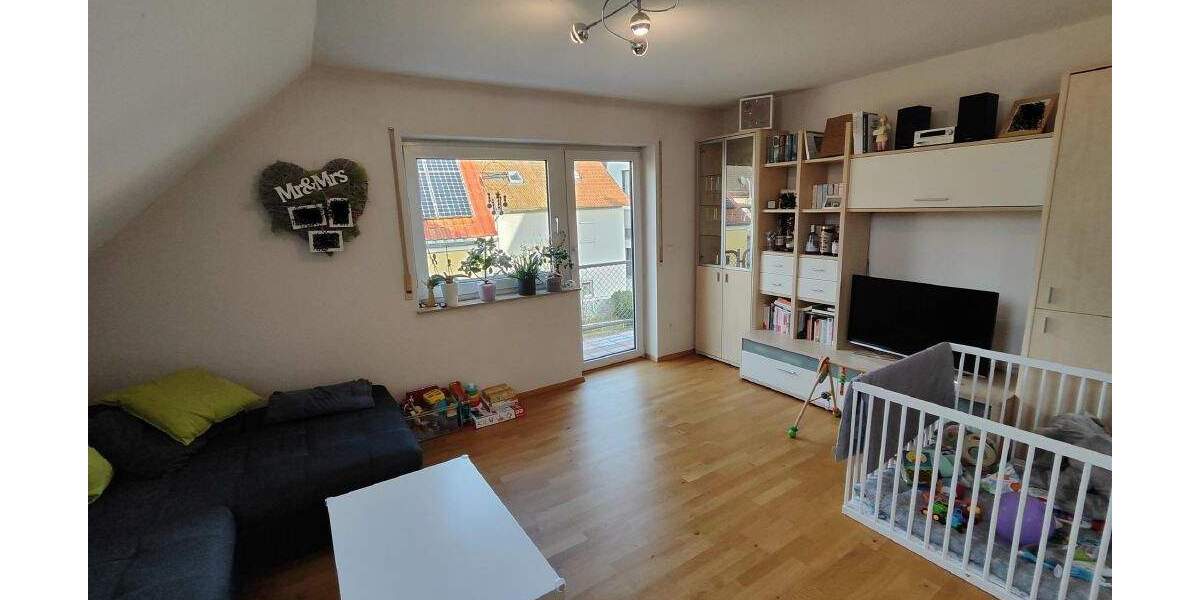 Etagenwohnung Tauberbischofsheim - 3 Zimmer, 83 m&sup2;, 210.000&euro; | Angebot:25802704