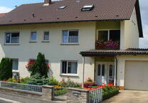 Zweifamilienhaus mit EinliegerWohnung in Königshofen