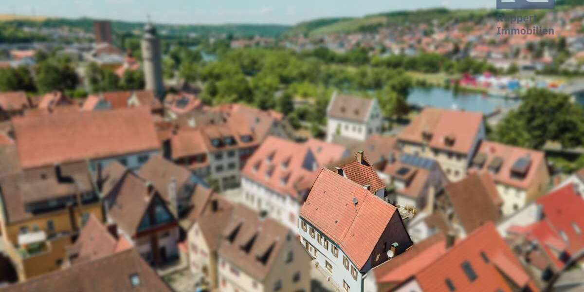 Einfamilienhaus Ochsenfurt - 8 Zimmer, 272 m&sup2;, 349.000&euro; | Angebot:27131294