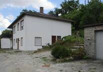 3 Zimmerwohnung mit Aussicht, Garten und Garage