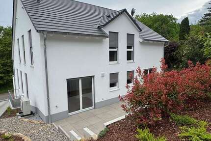 Haus Würzburg Sanderau - 5 Zimmer, 173 m&sup2;, 2.330&euro; | Angebot:26241474