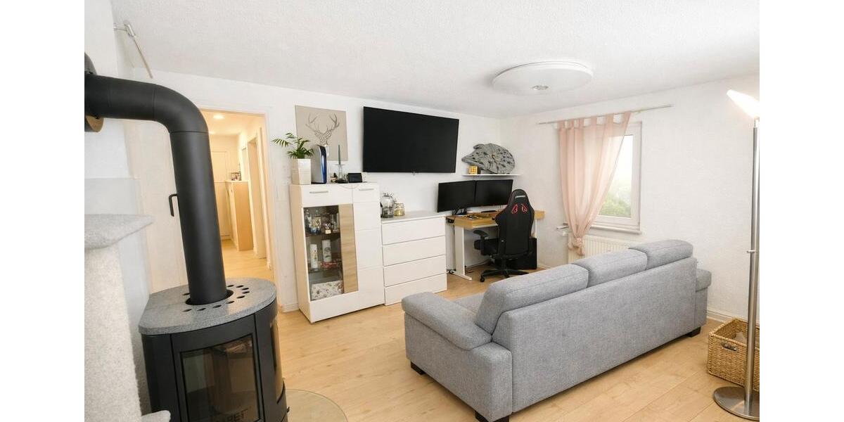 Einfamilienhaus Hettstadt - 10 Zimmer, 208 m&sup2;, 615.000&euro; | Angebot:26739809