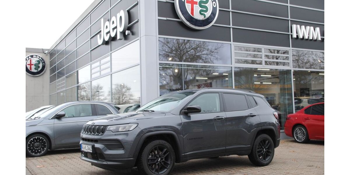 Jeep Compass 29.852 km 23.490 &euro; Würzburg 97076