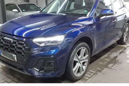 Audi Q5 53.500 km 38.580 &euro; Würzburg 97076