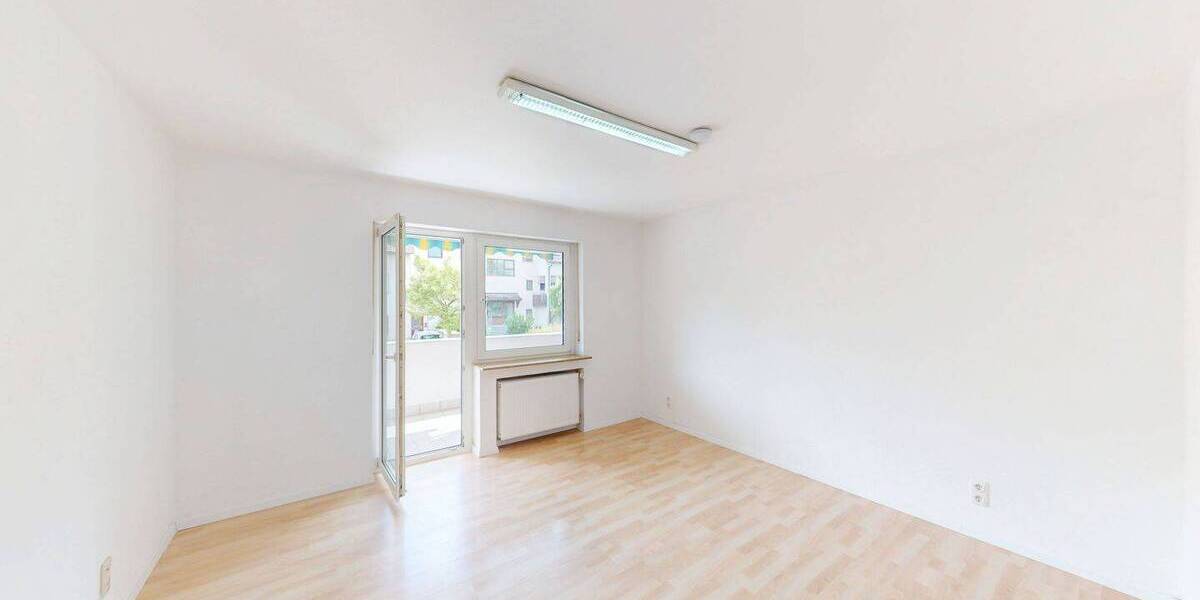 Etagenwohnung Würzburg Frauenland - 4 Zimmer, 95 m&sup2;, 1.200&euro; | Angebot:26731076