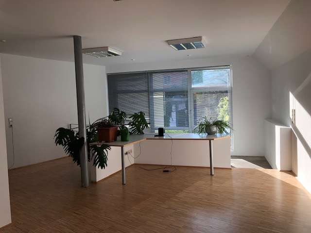 Büro in Würzburg 2.600 € 180 m² zimmer
