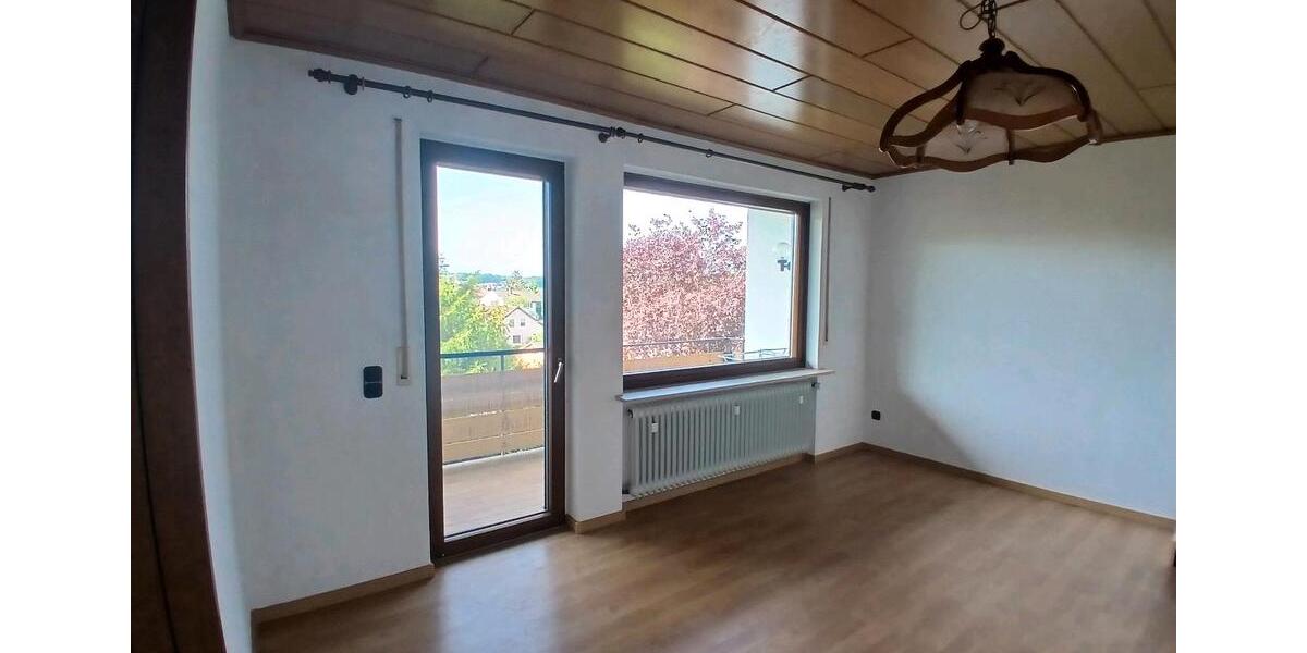 Etagenwohnung Würzburg Dürrbachau - 4 Zimmer, 89 m&sup2;, 980&euro; | Angebot:26699690